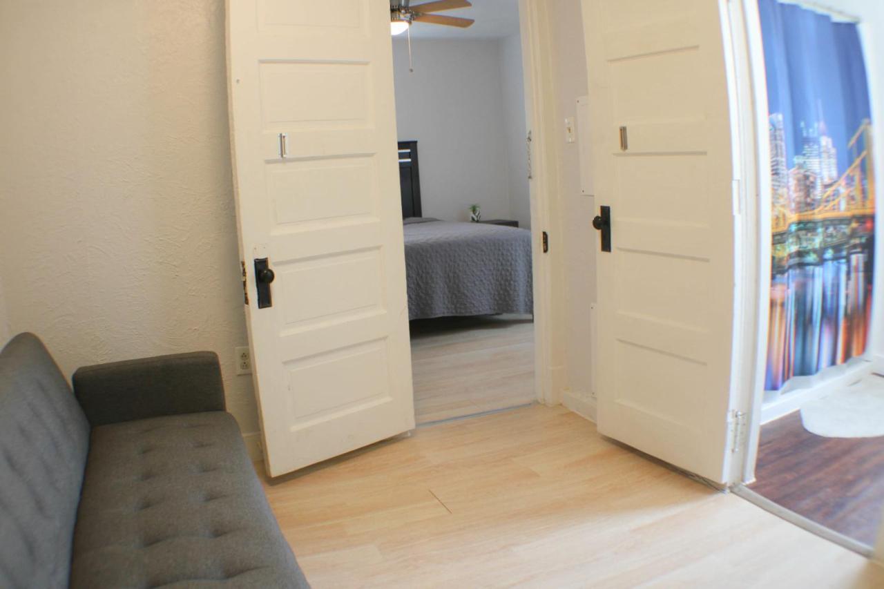 3 Bedroom Southside Pad - Sleeps 8 - Amazing Location Pittsburgh Eksteriør billede